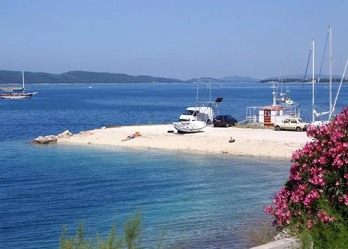 With Parking Space Brodarica, - 16827 Apartman *